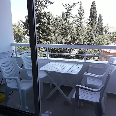 32 Hill Court شقة